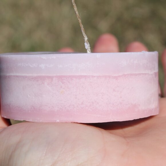 Yin Yang Candle Set in Pink and Gold - Picture 8 of 8